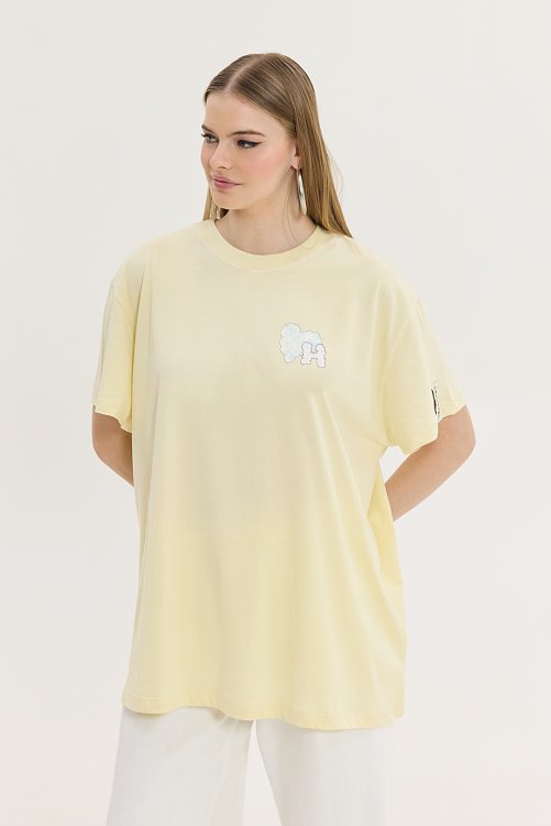 Cheetah T-shirt Yellow Clouds