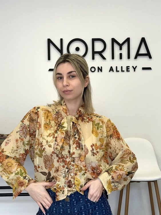 Honey shirt