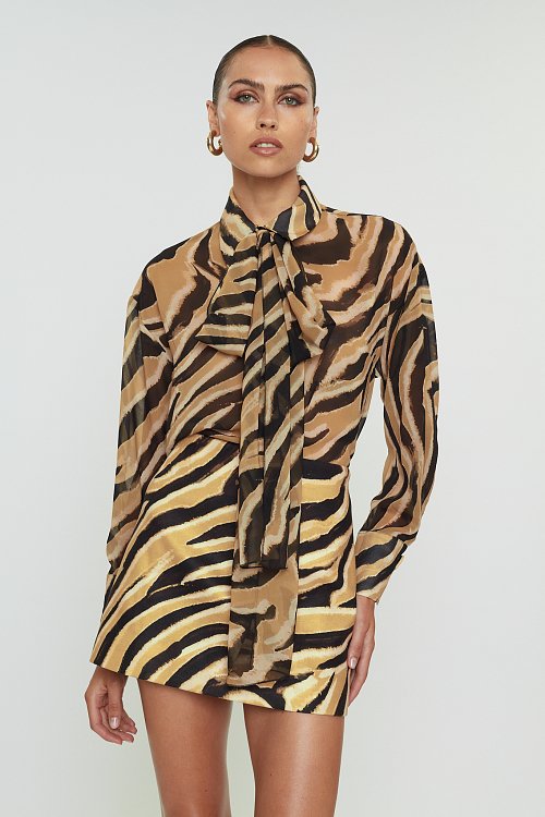 Mila shirt caramel zebra