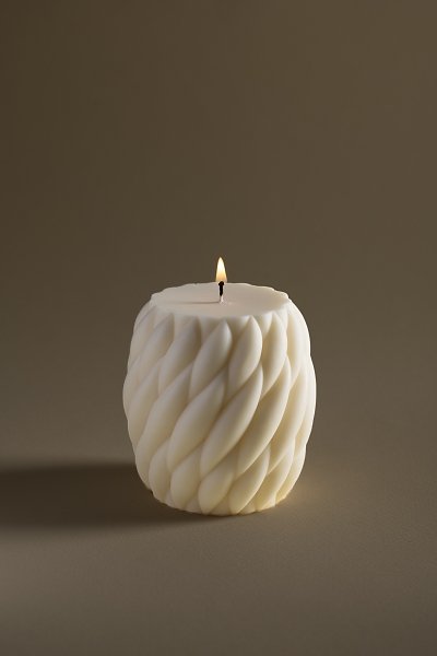 Knot Ball Candle