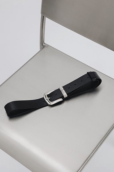 Simplicity leather belt black