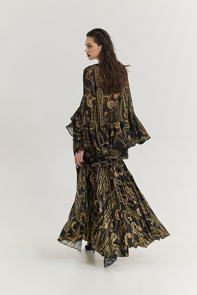 Champagne skirt black