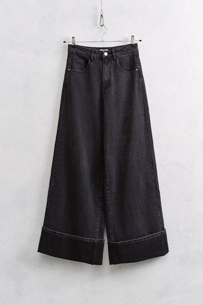 Lora jeans black