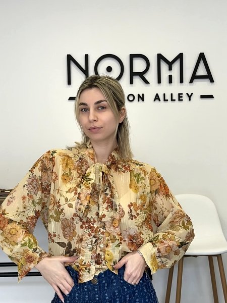 Honey shirt
