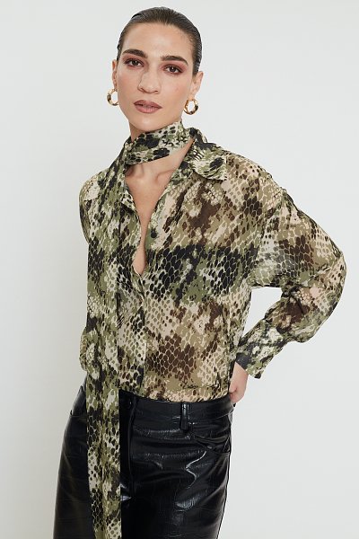Mila shirt olive snake