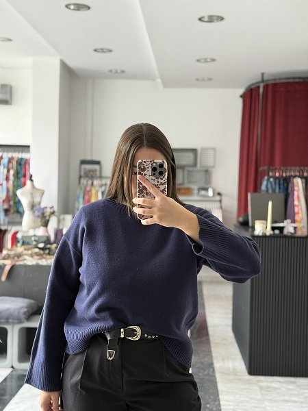 Florence sweater navy blue