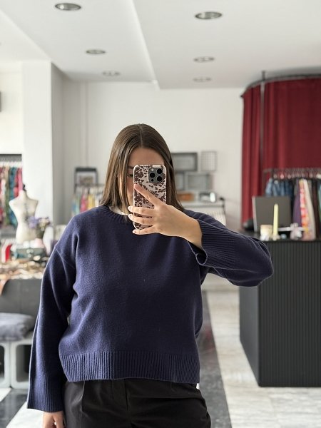 Florence sweater navy blue