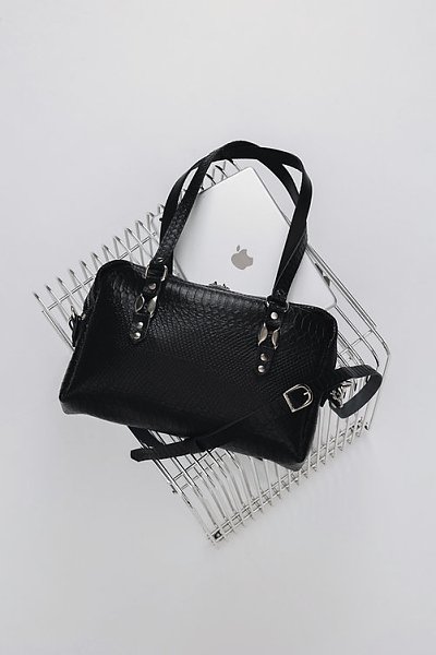 Sensation shoulder bag black