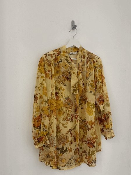 Honey shirt